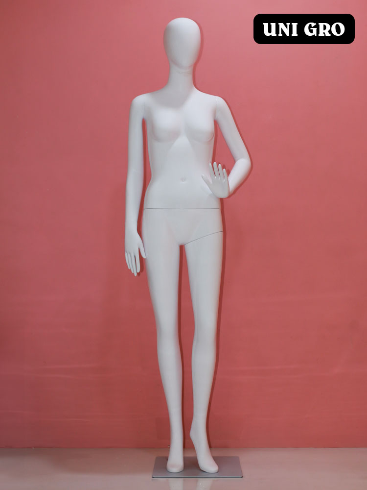 Contemporary Female Pose Mannequin